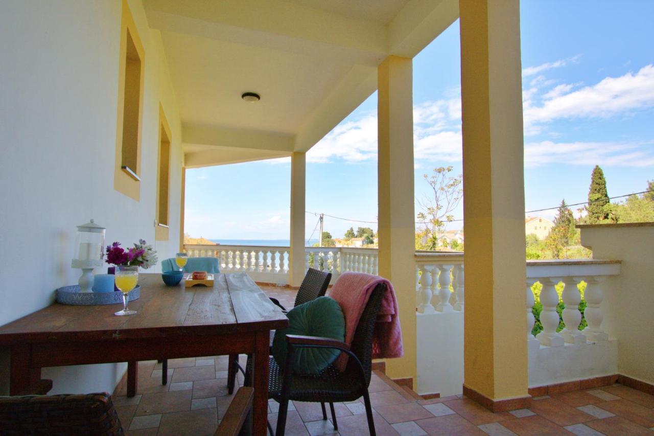 Sunshine Place By The Beach Lukoran Chambre photo