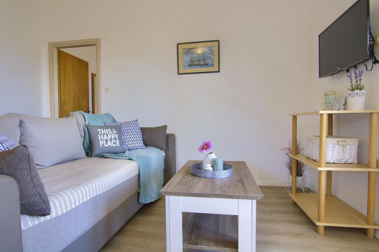 Sunshine Place By The Beach Lukoran Extérieur photo