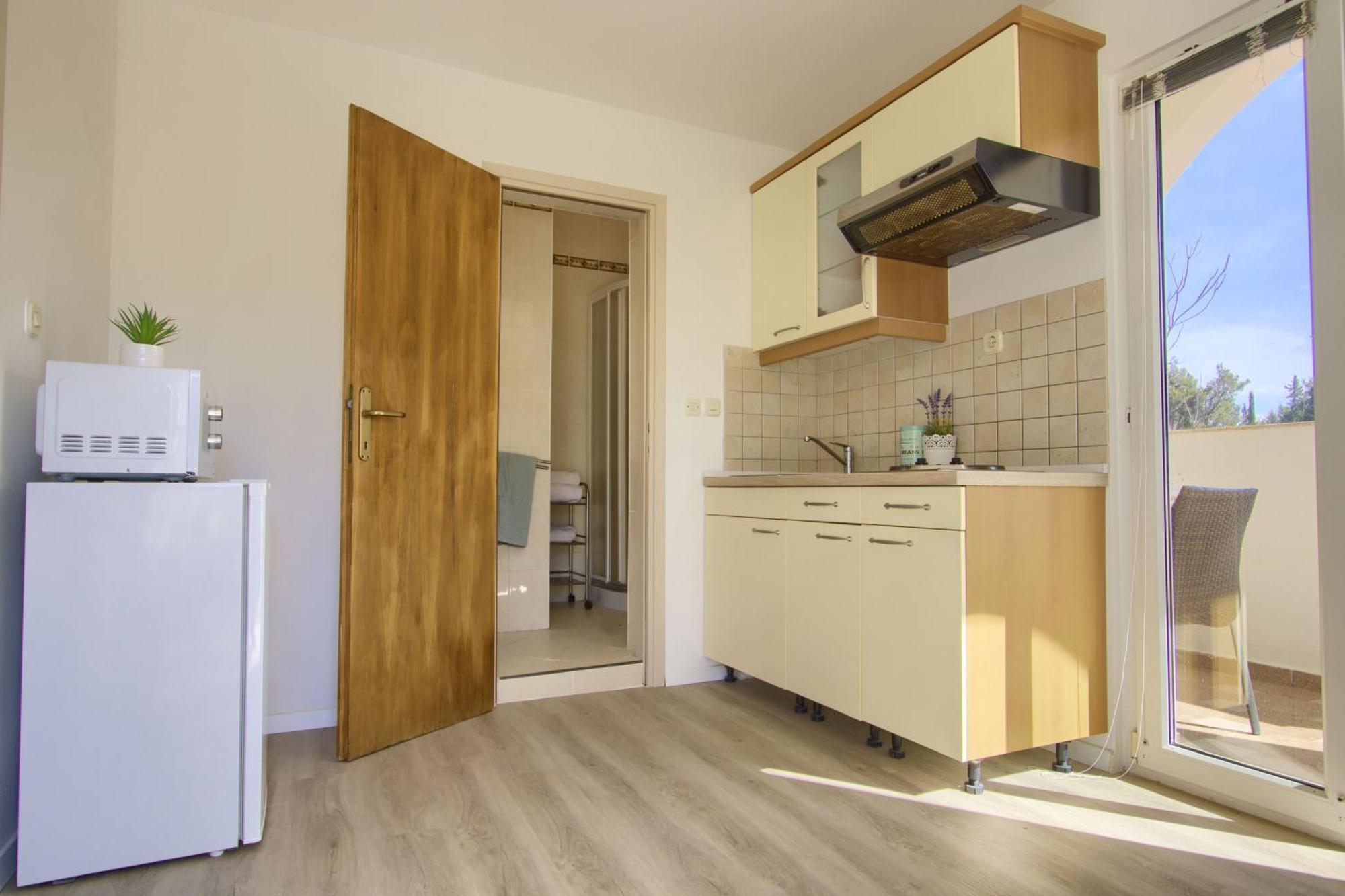 Sunshine Place By The Beach Lukoran Chambre photo
