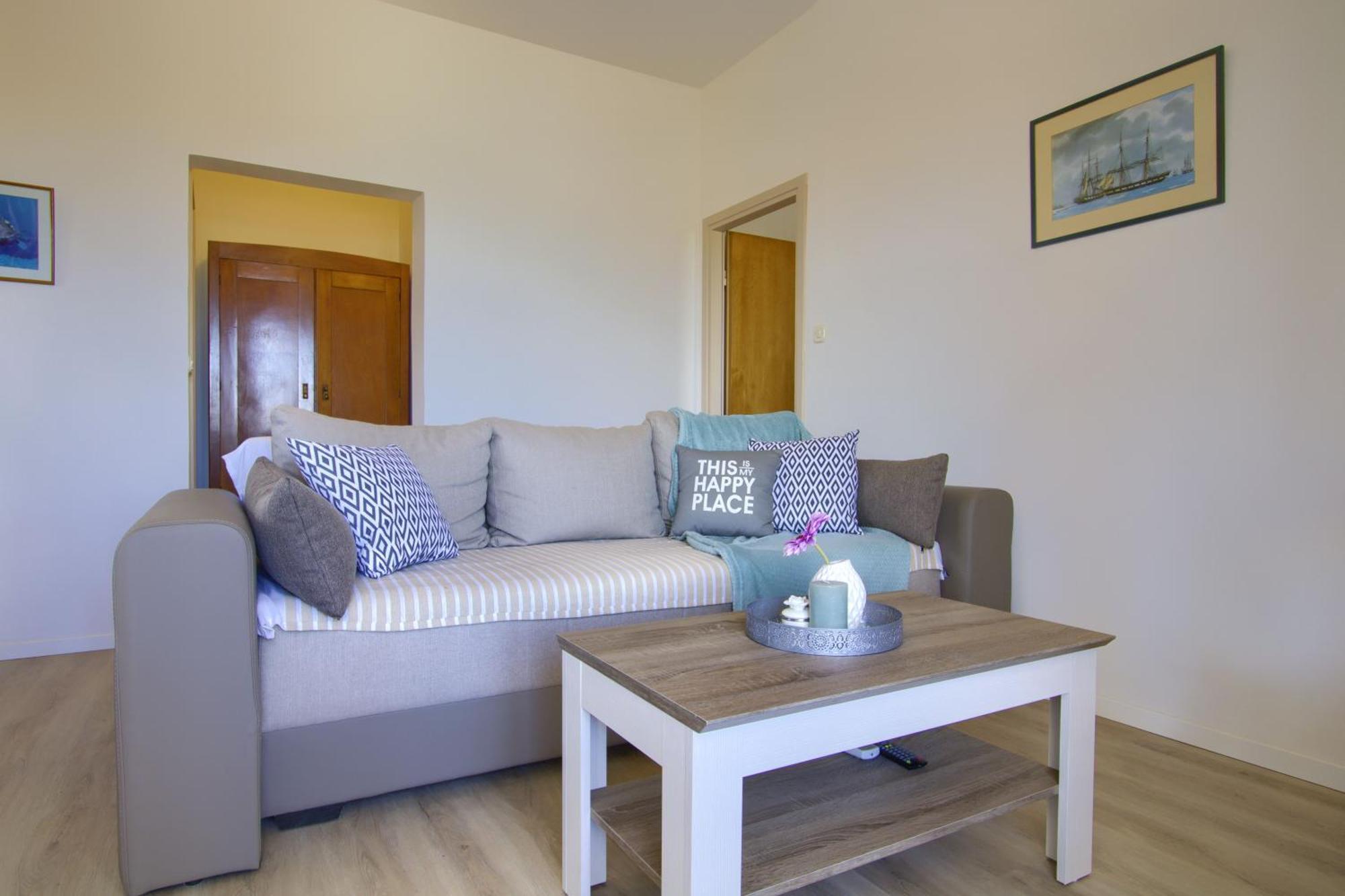 Sunshine Place By The Beach Lukoran Chambre photo