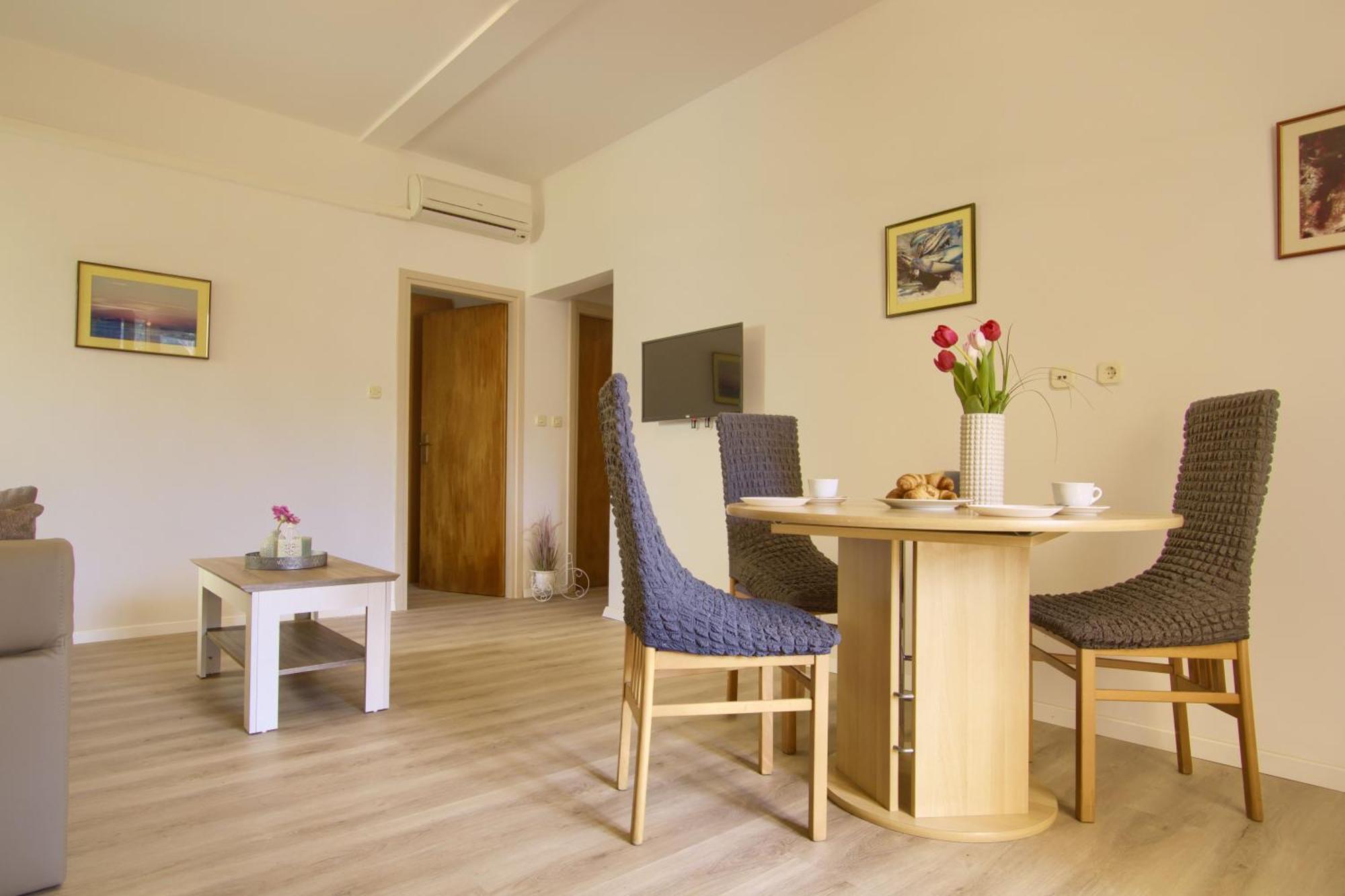 Sunshine Place By The Beach Lukoran Chambre photo