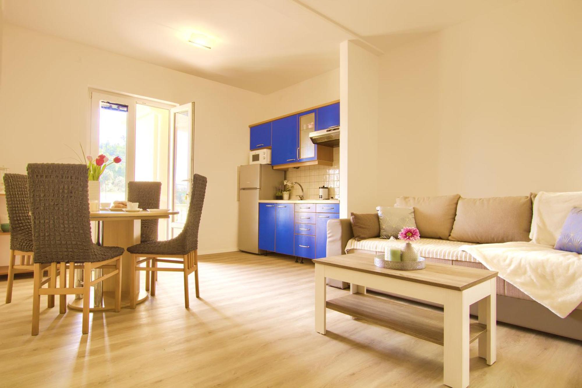 Sunshine Place By The Beach Lukoran Chambre photo