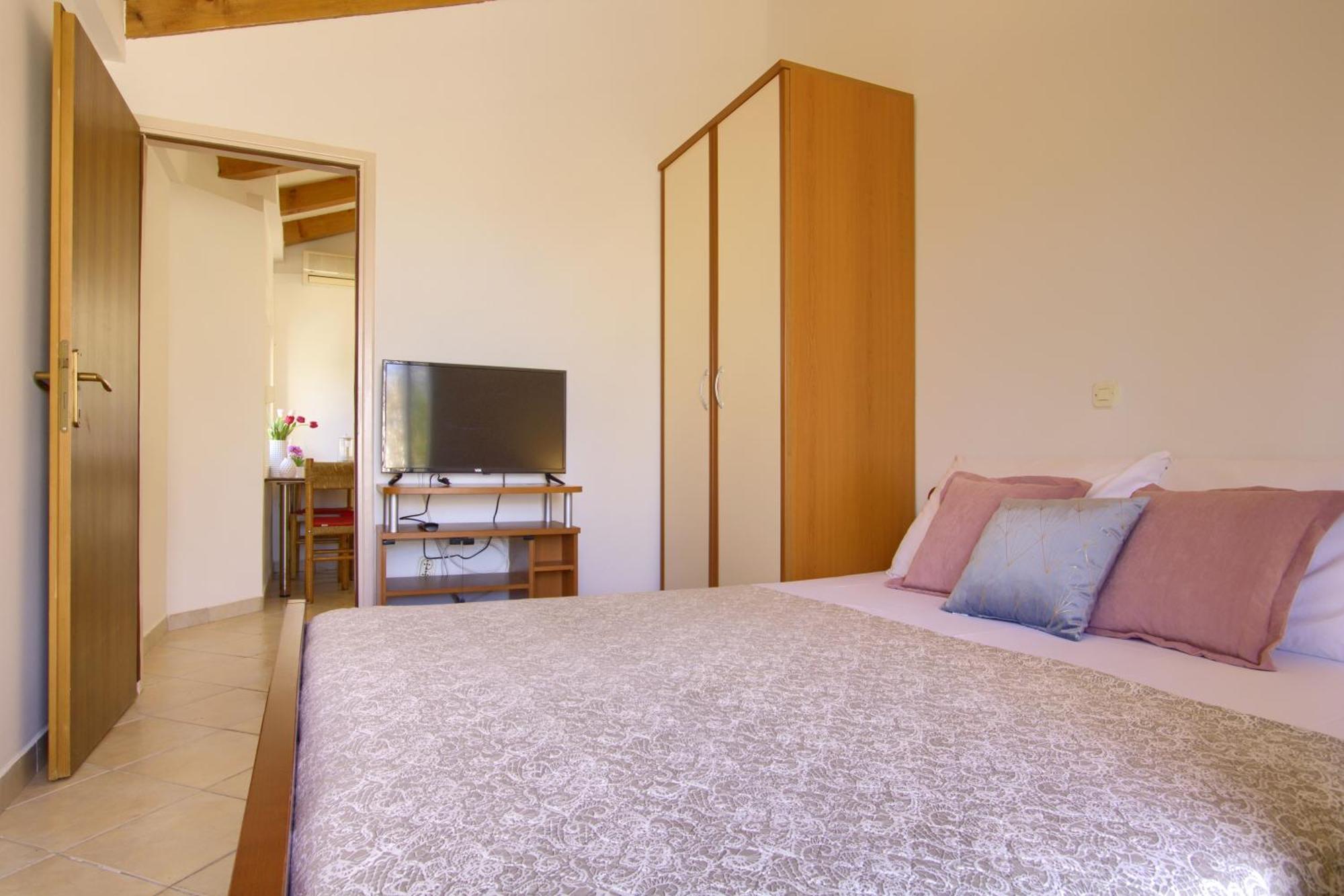 Sunshine Place By The Beach Lukoran Chambre photo