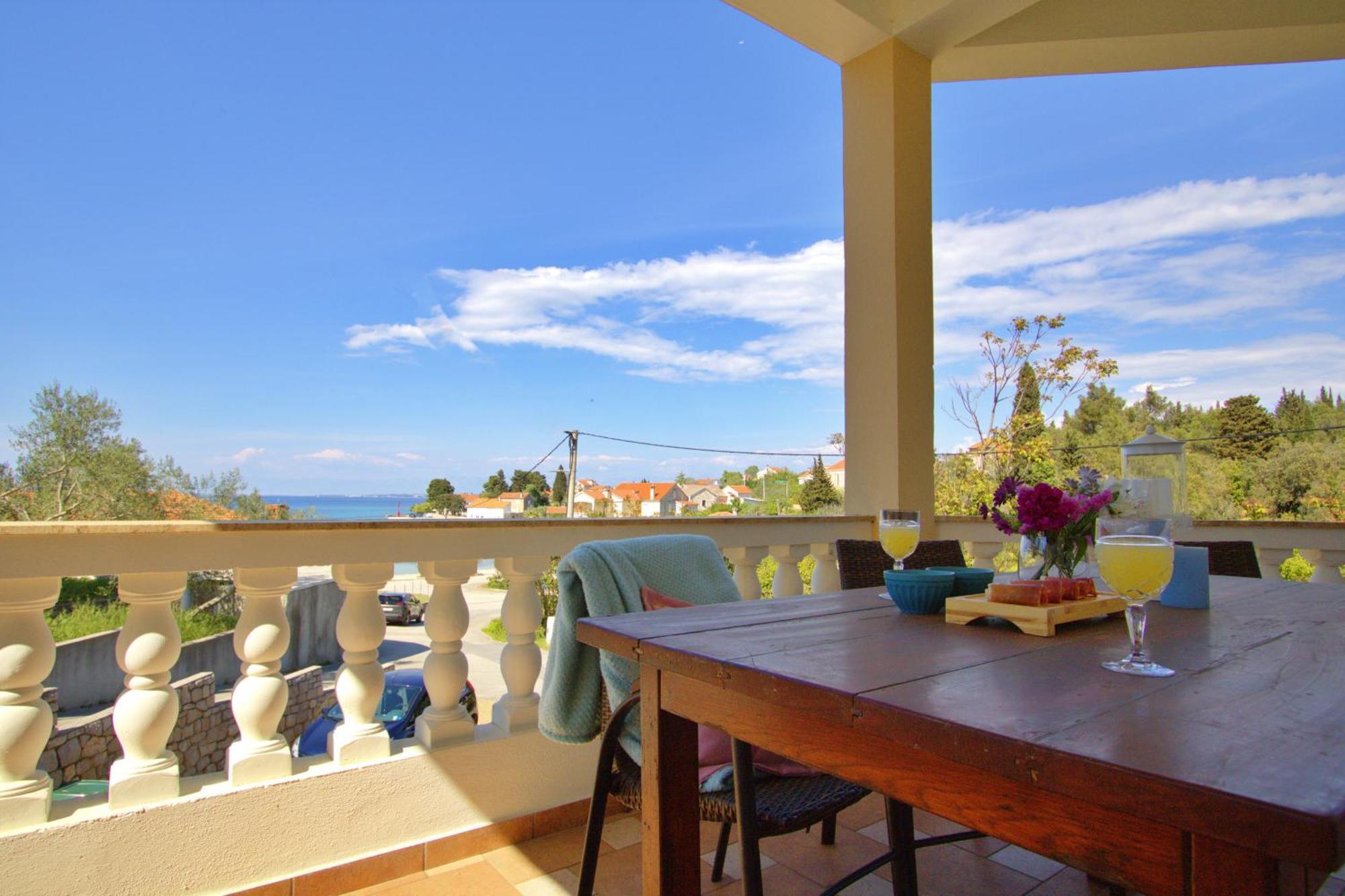 Sunshine Place By The Beach Lukoran Chambre photo